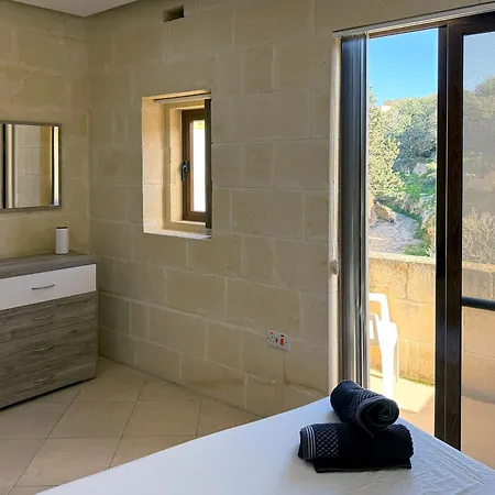 The Nest Siekel Townhouse Apartman *